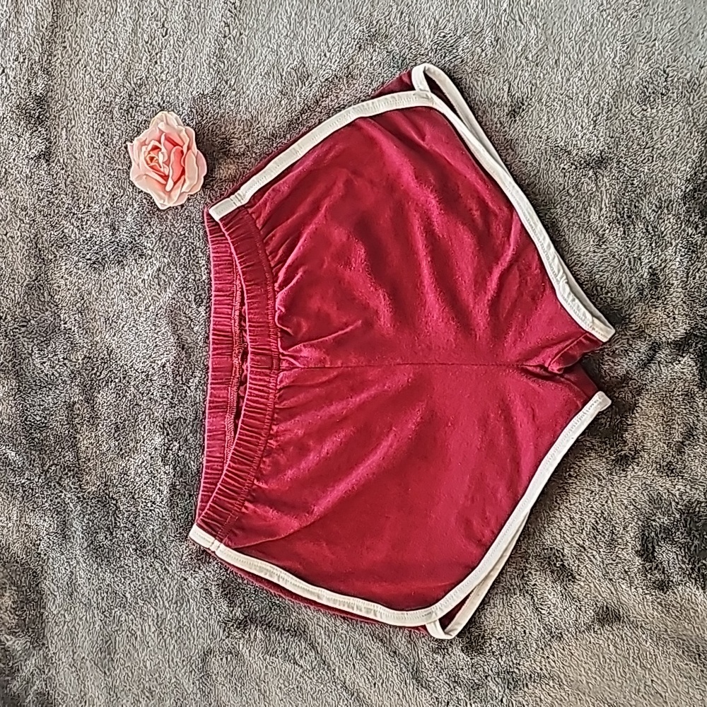 Medium Red Shorts by Uratot